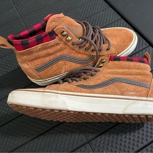 Vans women’s size 9.